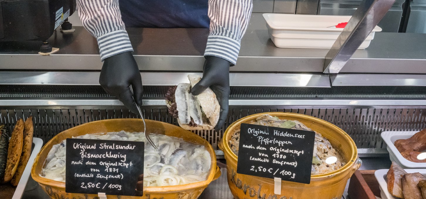 Bismarck herring in fishmonger Rasmus, © TMV / Tiemann