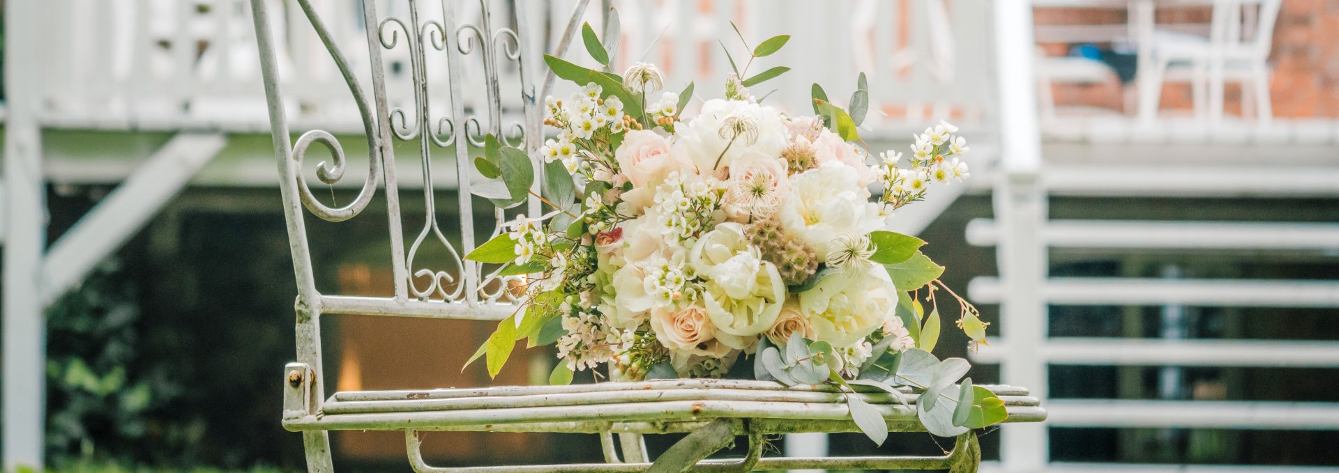 Wedding in the park of Krimvitz manor house, © Gutshaus Krimvitz / Mirko Boy