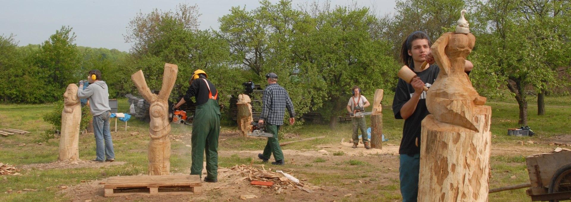 Wood sculptor workshop at the forest museum, © Klaus Borrmann