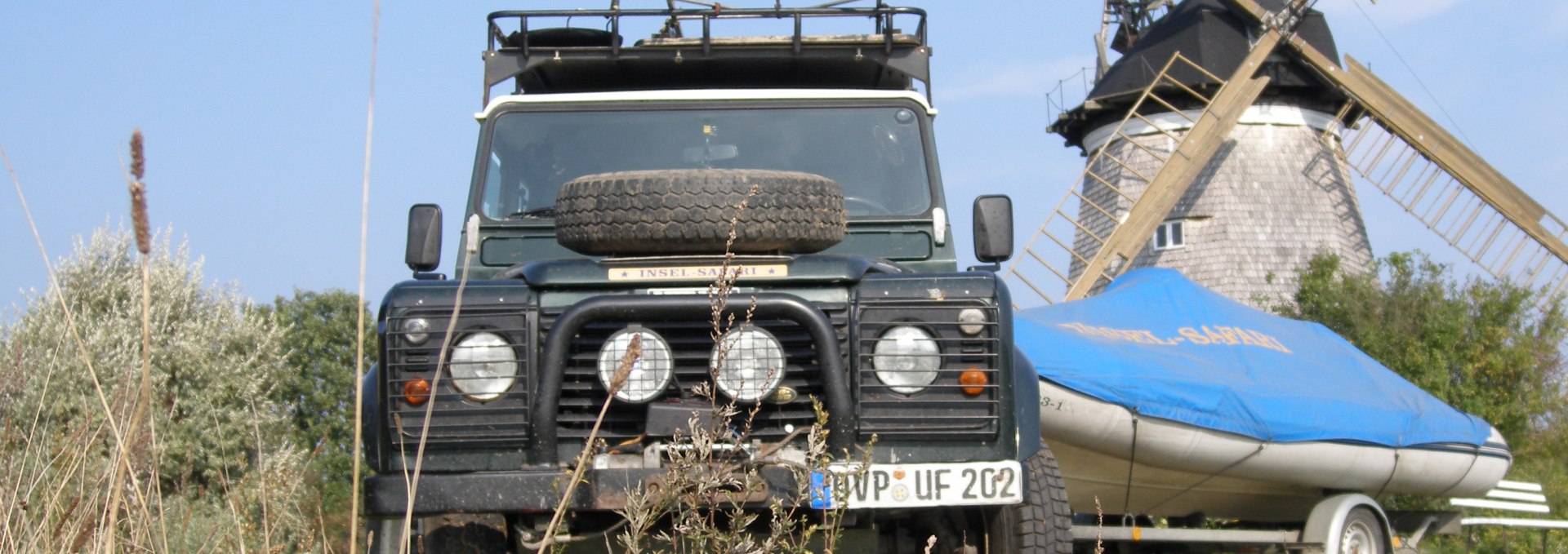 Landrover at the mill, © Gunnar Fiedler