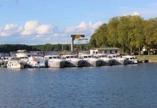 Boat rental & yacht charter Halbeck in Rheinsberg, © Reederei Halbeck