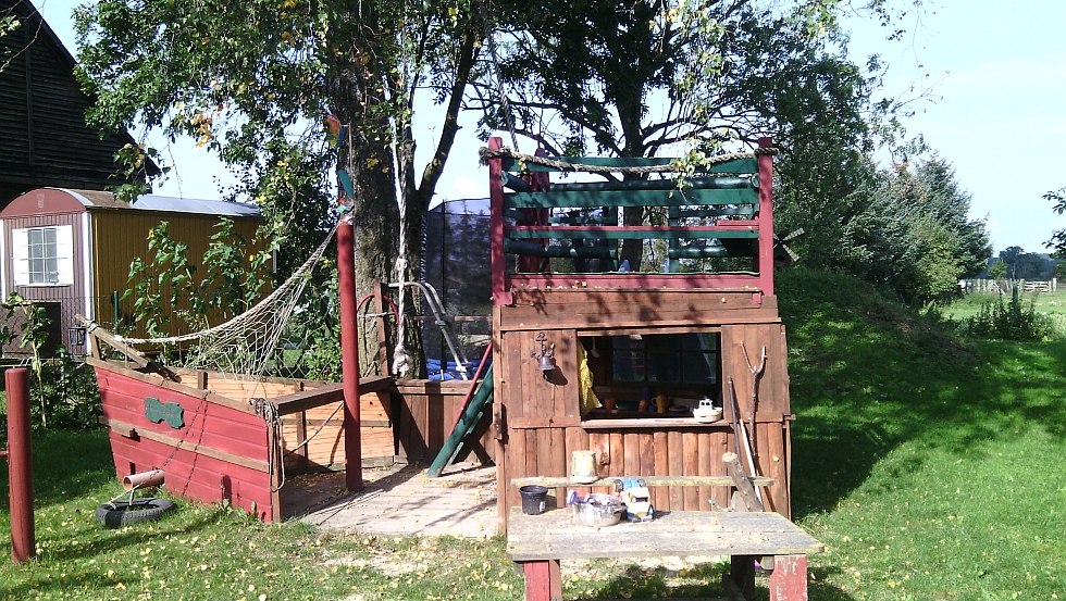 The digging and romping place for little guests, © Hannelore Hofmann