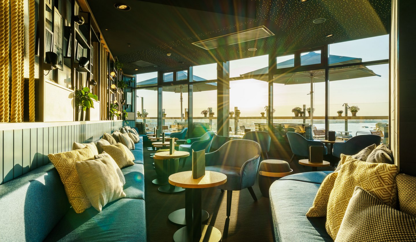 KAI40 Rooftop Bar, © Radisson Blu Hotel, Rostock