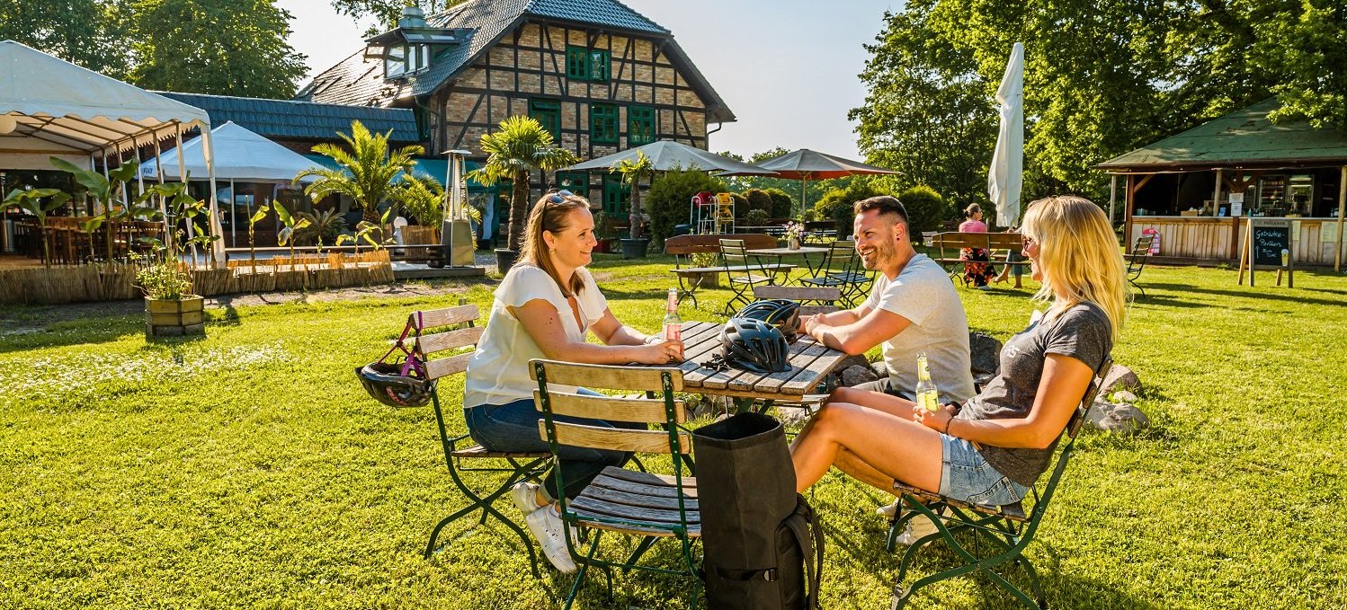 Dinner at the traditional inn Schnatermann, © TMV/Tiemann