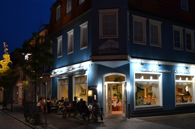 Restaurant by night, © Akropolis