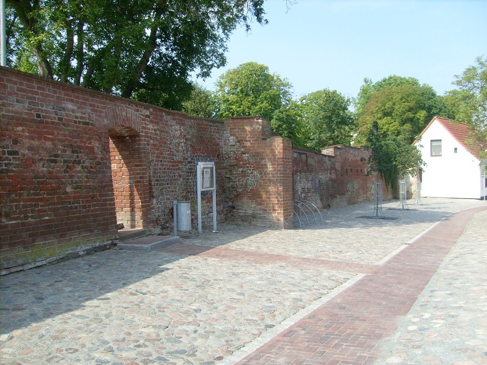 City wall from inside the city, © Baltzer