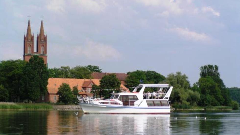 Set sail with the MS Condor, © Inselhotel Dobbertin/Kapitän Müller