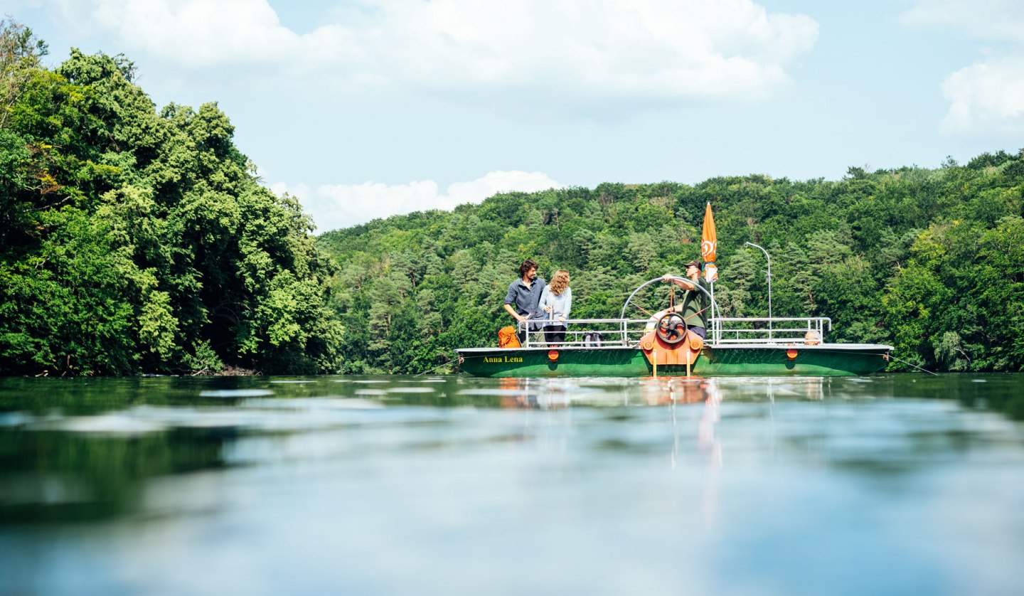 paerchen-auf-der-ueberfahrt, © Felix Gaensicke