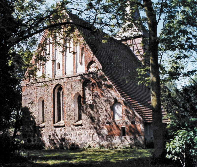 Village church Vipperow, © gemeinfrei Wikipedia