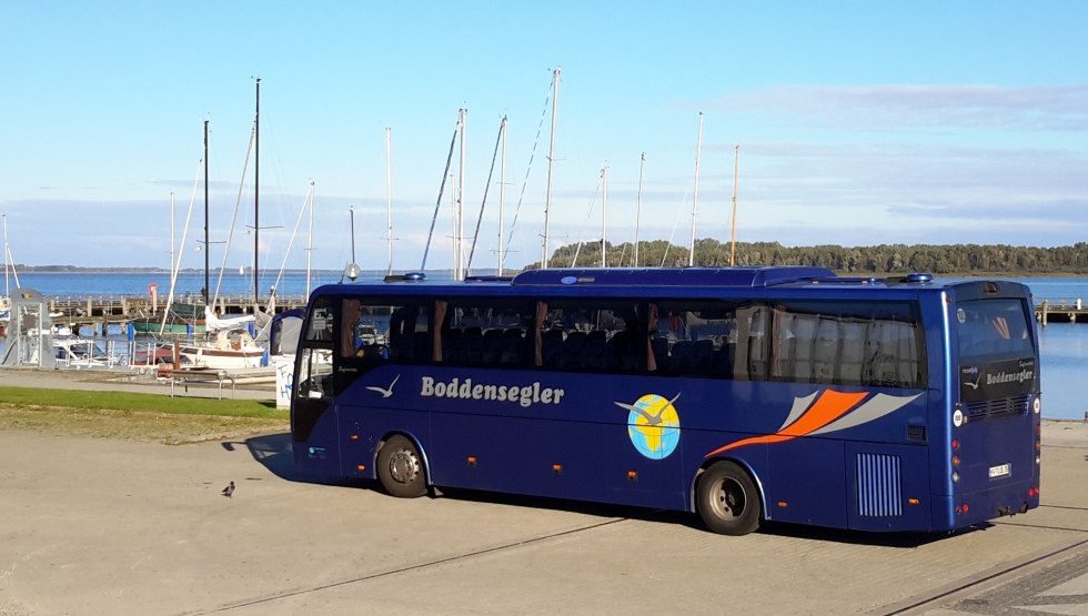 Bus trips to event highlights in MV: including the Störtebeker Festival on the Island of Rügen, © Boddensegler