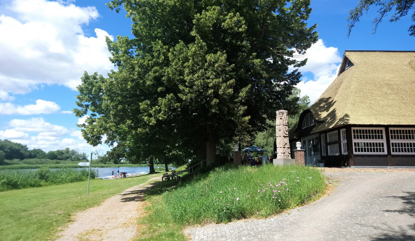 Hotel Wendenkrug with view to the water, © Jana Koch