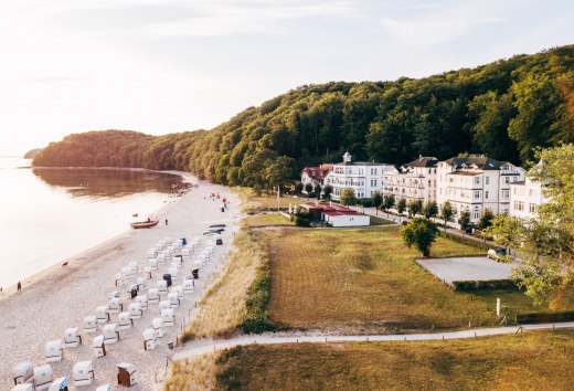 The fishing beach is one of the quiet corners in Binz. A beech forest begins here and stretches up the coast., © TMV/Friedrich