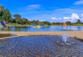 Children's pool with bubble stone, © TFZ Tessin