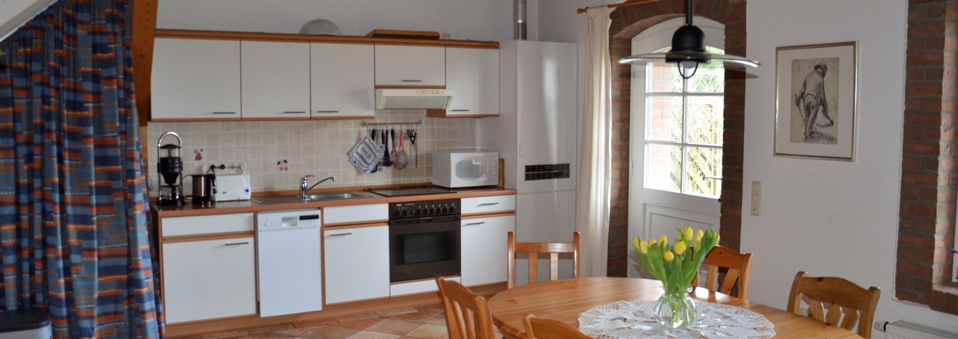 View into the kitchen, © Klusemann