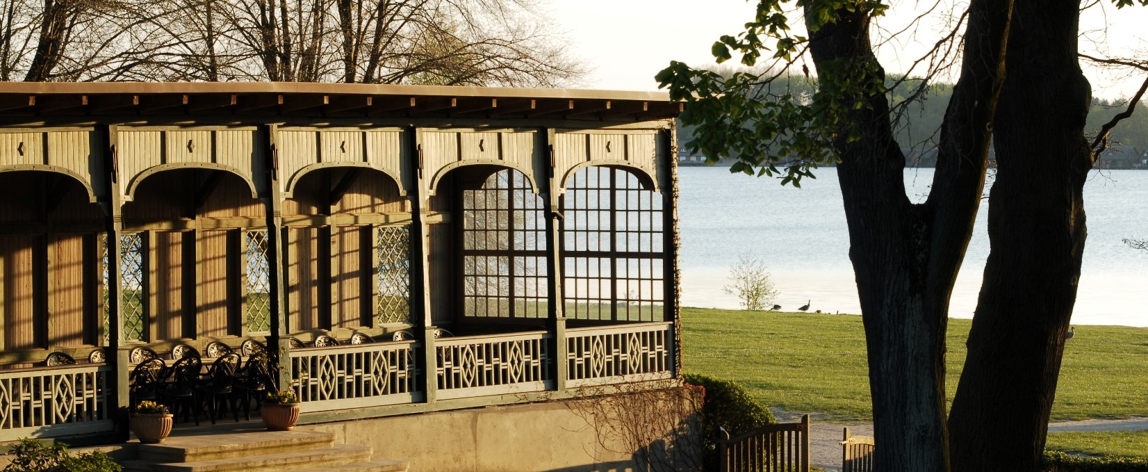 Spa garden with garden pavilion, © Andreas Duerst