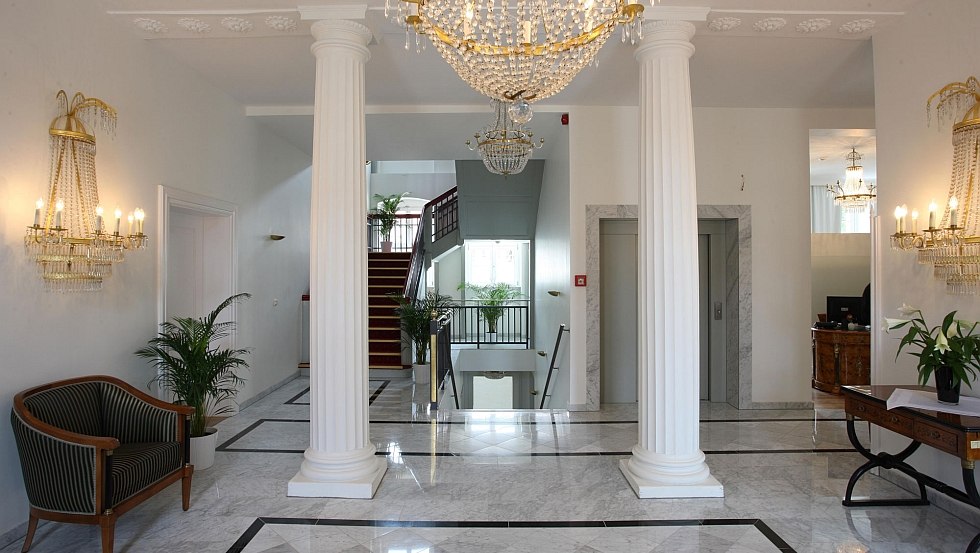 Foyer in the Prinzenpalais, © Hotel Prinzenpalais