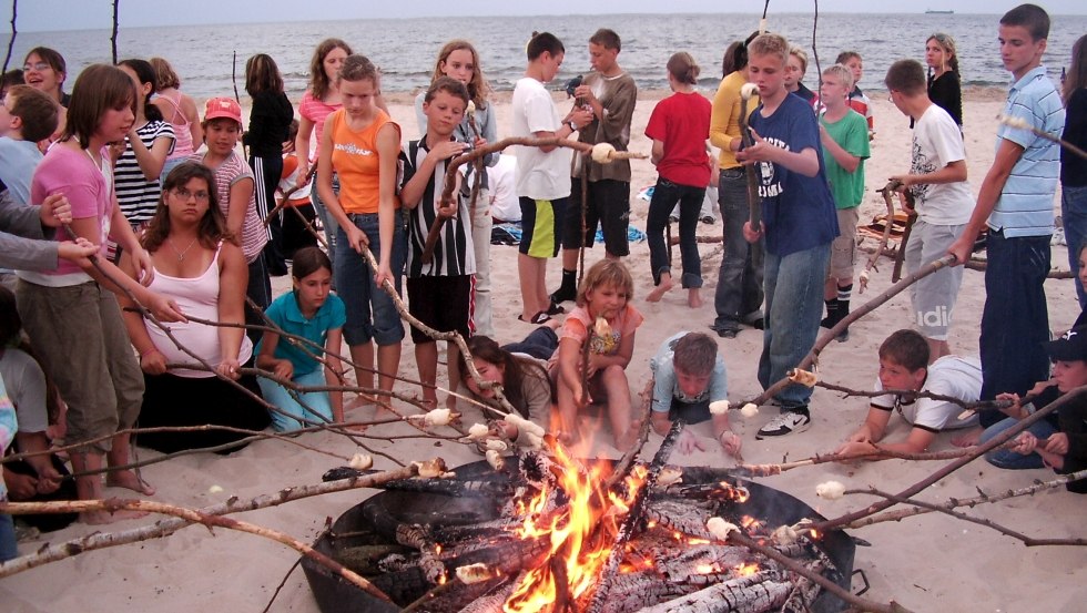 Fire bowl on the beach of Ahlbeck, © Sportjugend Berlin