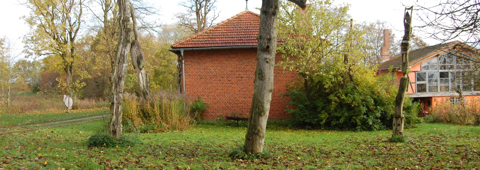 Rich in rhythm: sculptural art on the site of the old Müggenwalde watermill, © Rhythmusreich / Thomas Reich