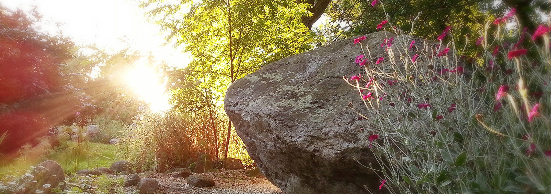 German-Japanese Grove - Li Wa Stone of Infinite Harmony, © Schloss Mitsuko