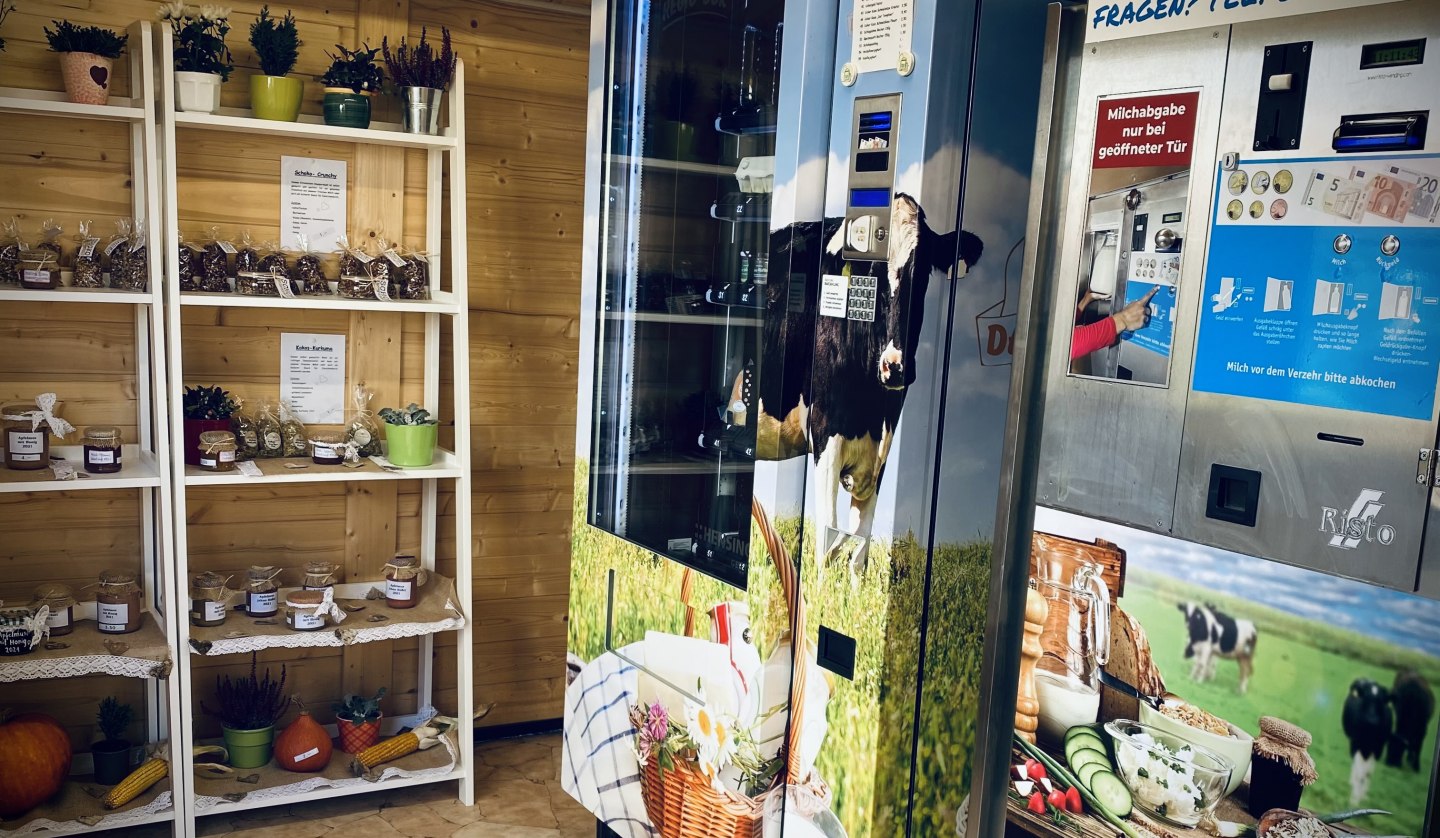 Interior view of the farm store, © S.Kießlich