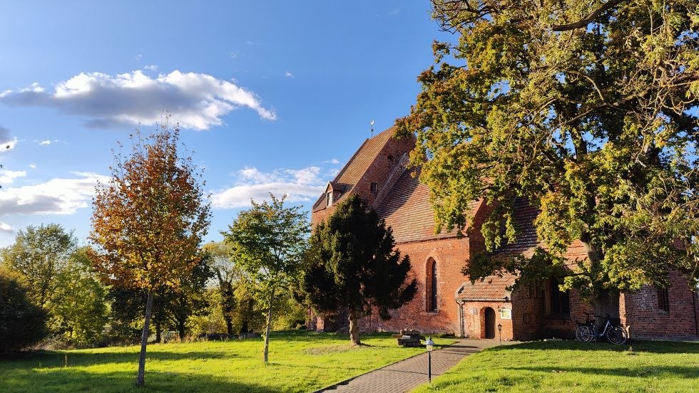 Side view of the church in Kirch Mummendorf, © Christian Böhler