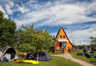 Registration canoe yard, © Roger Riechel