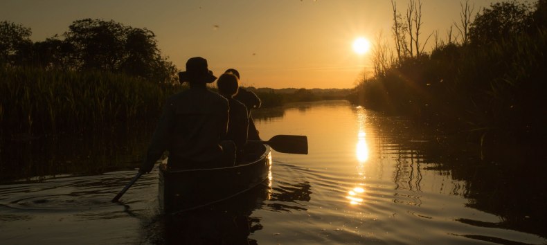 Experience the evening atmosphere on the river in a canoe, © Angelika Reifarth