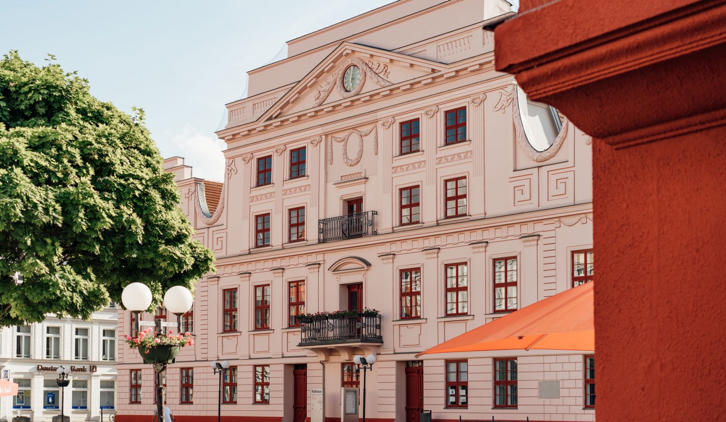 Güstrower Rathaus©DanPetermann, © Dan-Petermann