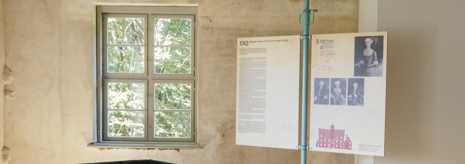 Exhibition at Quilow moated castle, © Wasserschloss Quilow/Philipp Meuser