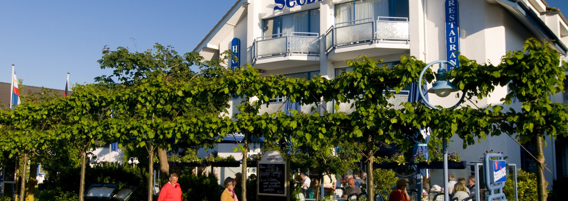 1 Exterior view Hotel Seebrücke, © Dirk Bleyer