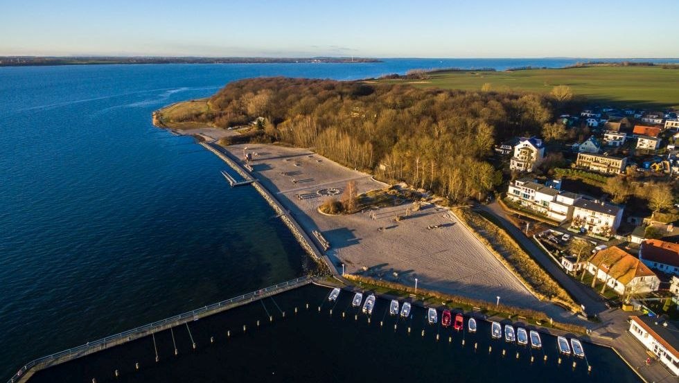 Altefähr beach from above, © Eigenbetrieb Hafen- und Tourismuswirtschaft Altefähr