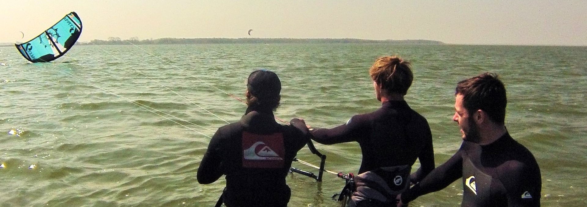 Kitesurfing training (flight school) at SURFBUS at Saaler Bodden, © Supremesurf