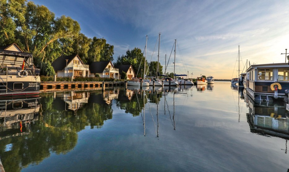 View of the shore of the Peene River at the port of Rankwitz, © TMV/Werk 3