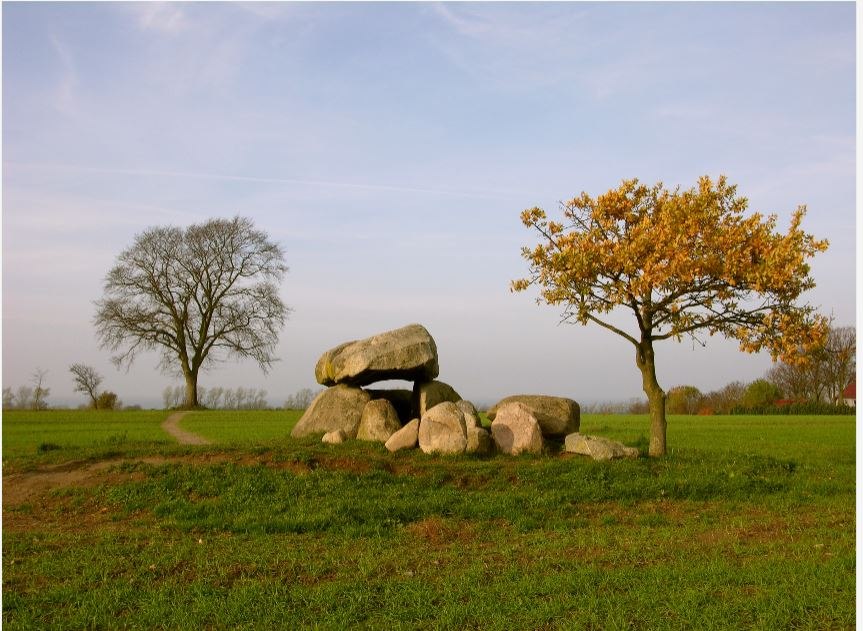 Hike to the megalithic tombs, © Heimatmuseum Rerik