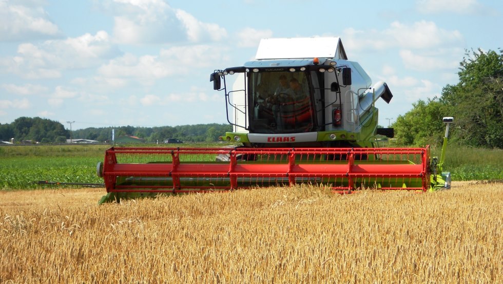 Experience modern agriculture in the field and in the barn, © DLJ GmbH