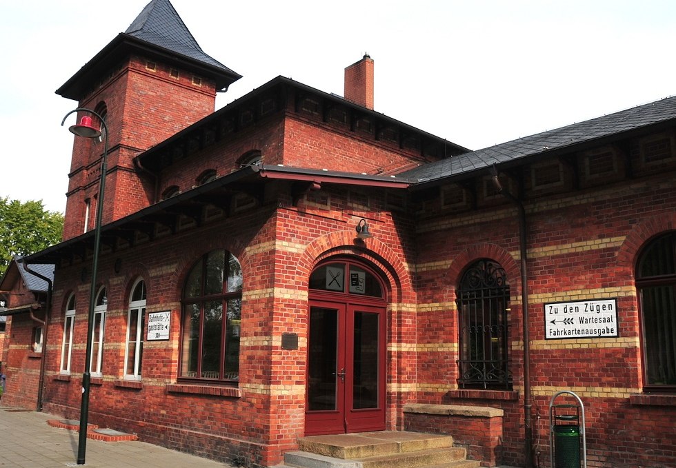 Historic railroad station building Putbus, © Tourismuszentrale Rügen