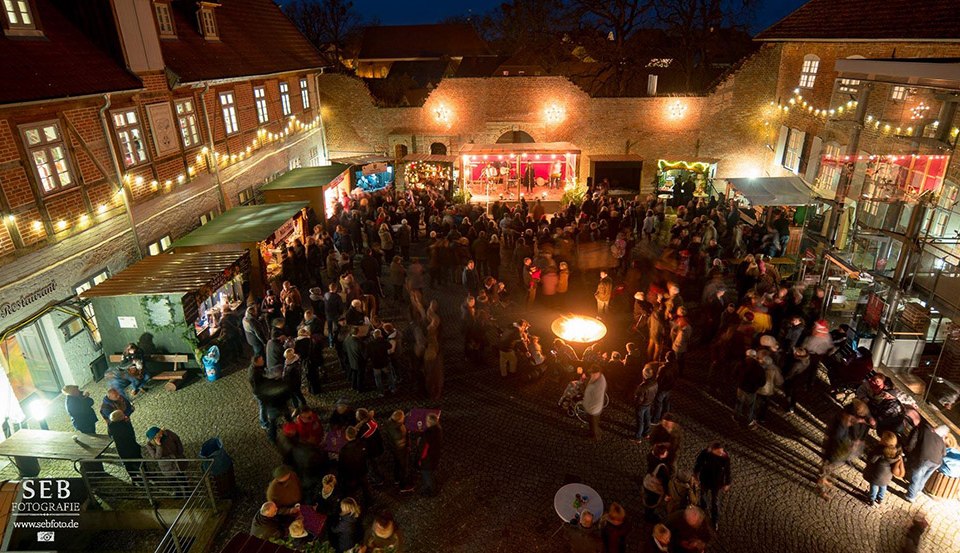 Christmas market at the castle in Neustadt-Glewe, © Stadt Neustadt-Glewe/ SEB Fotografie