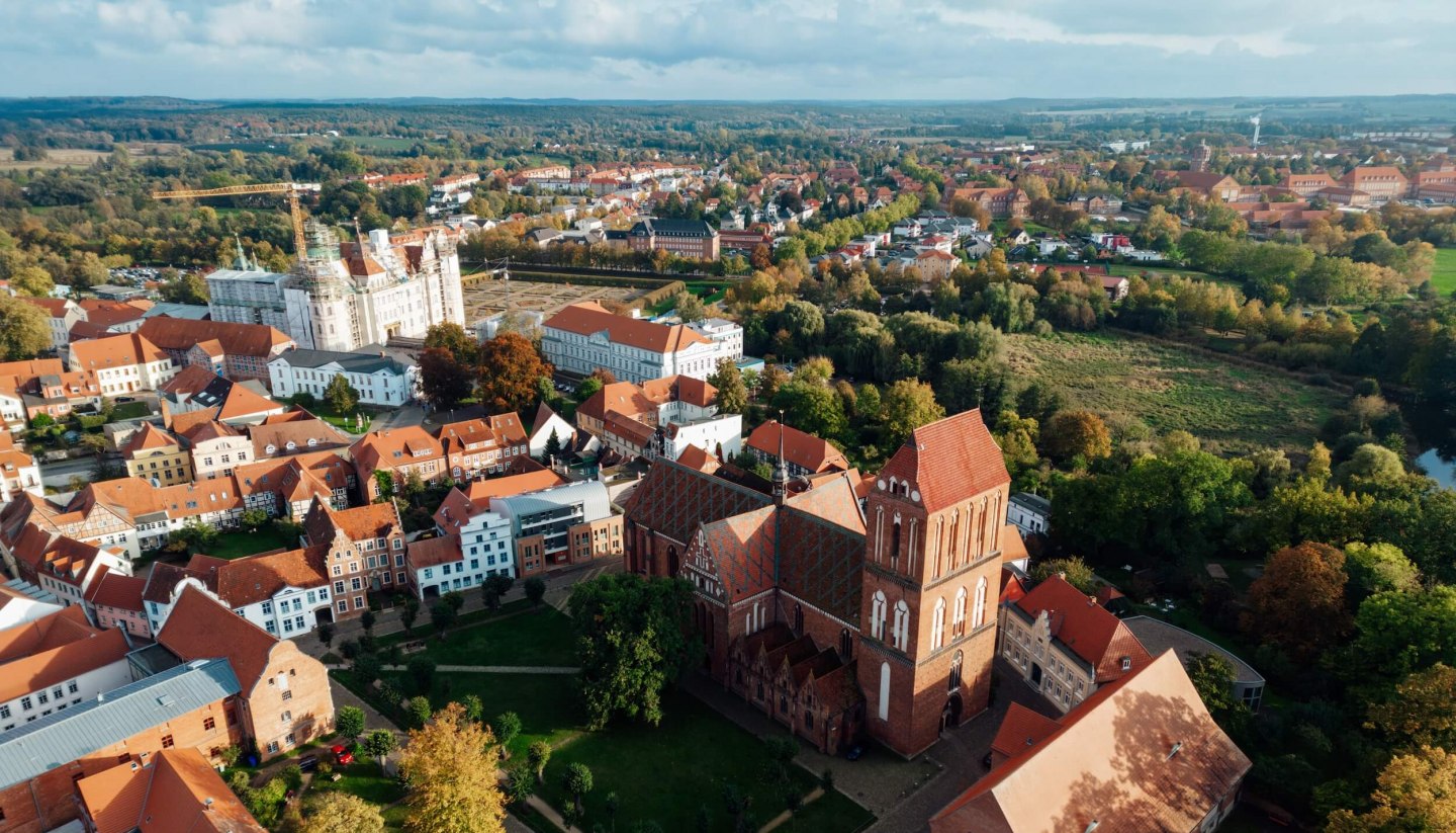 Güstrow Castle and the cathedral from the air - Barlachstadt Güstrow