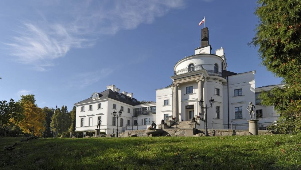 Magnificent castle hotel Schlitz Castle to stay in the midst of the beautiful nature of the Mecklenburg ParkLand, © Schlosshotel Burg Schlitz/Petra Stüning Photografie