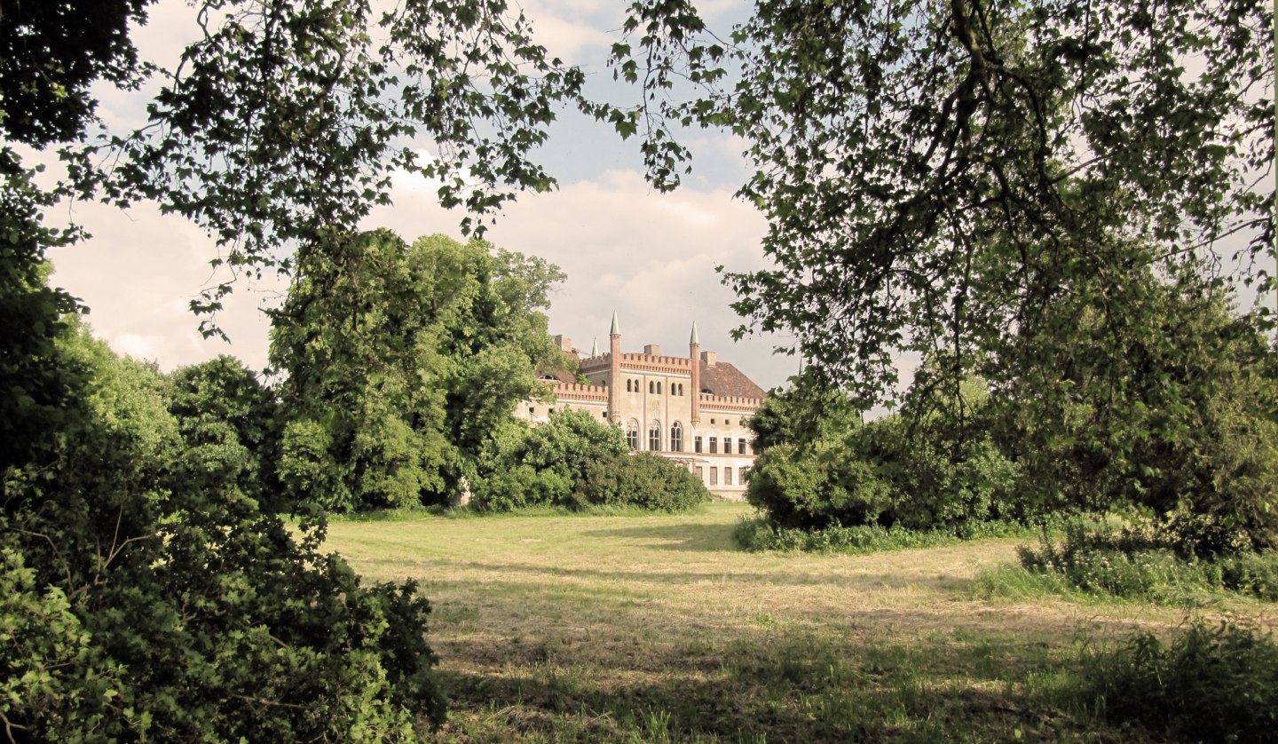 Broock Castle with Lenné Park, 2013, © Christian Schmidt