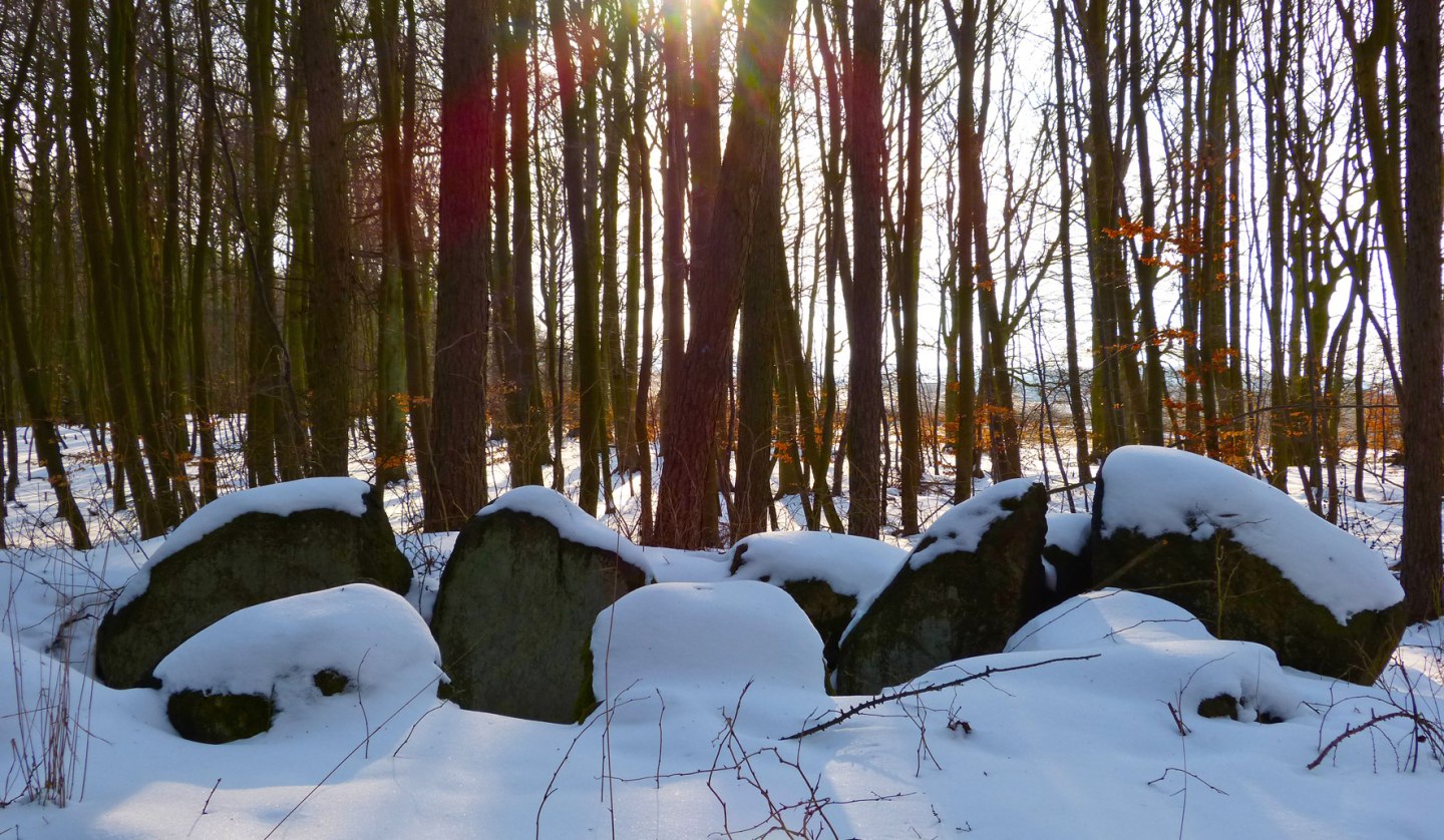 Winter romance at the megalithic tomb "Krampas" with snow-covered supporting stones, © Archäo Tour Rügen