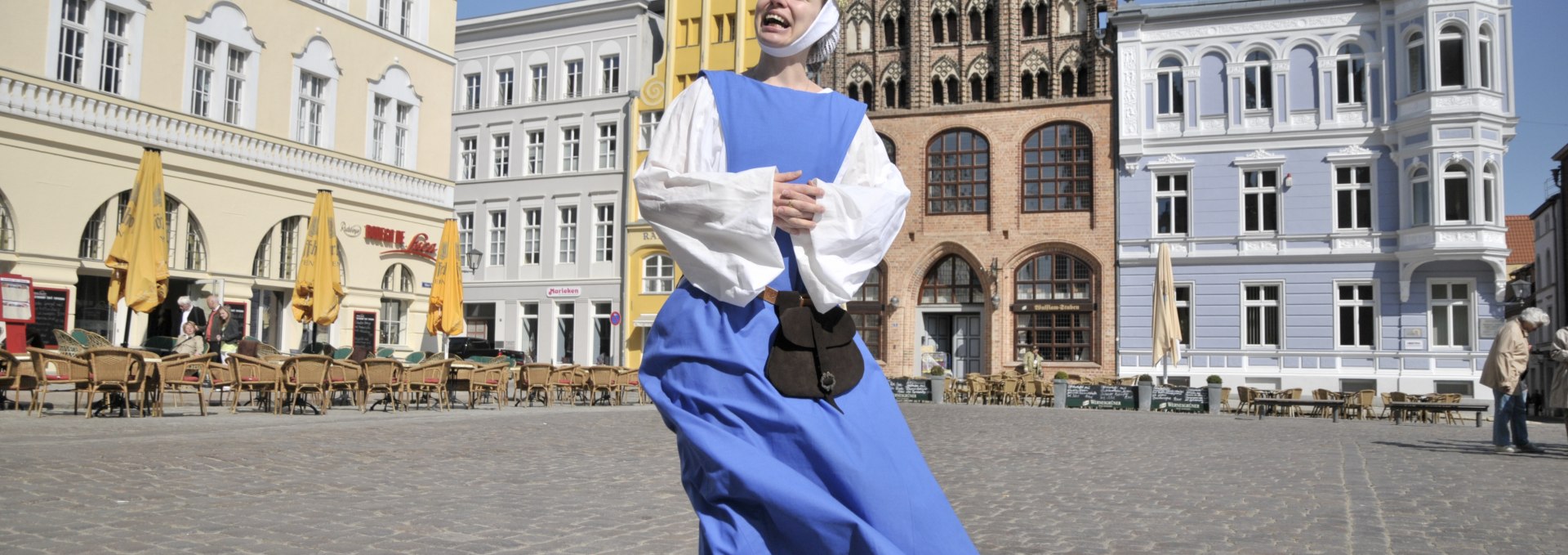 City guide in medieval garb, © Tourismuszentrale Stralsund