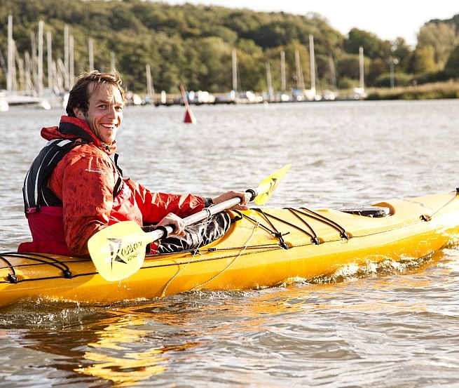 Paddler in front of the port Ralswiek, © Tourismuszentrale Rügen GmbH