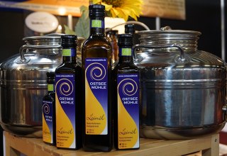 Cold-pressed oils from the Ostseemühle - pure health!, © Sabine Zaepernick