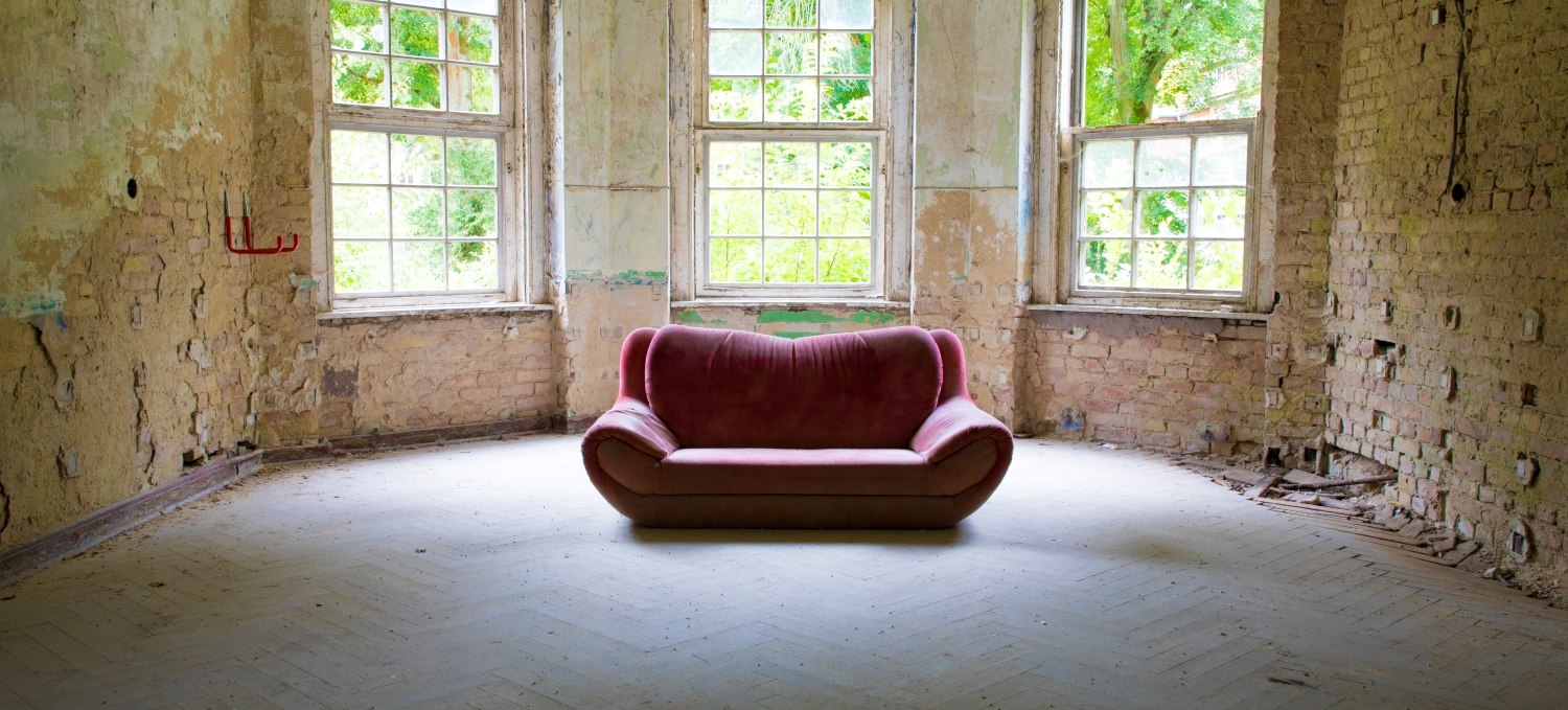 Red sofa, © Ulf Pipping