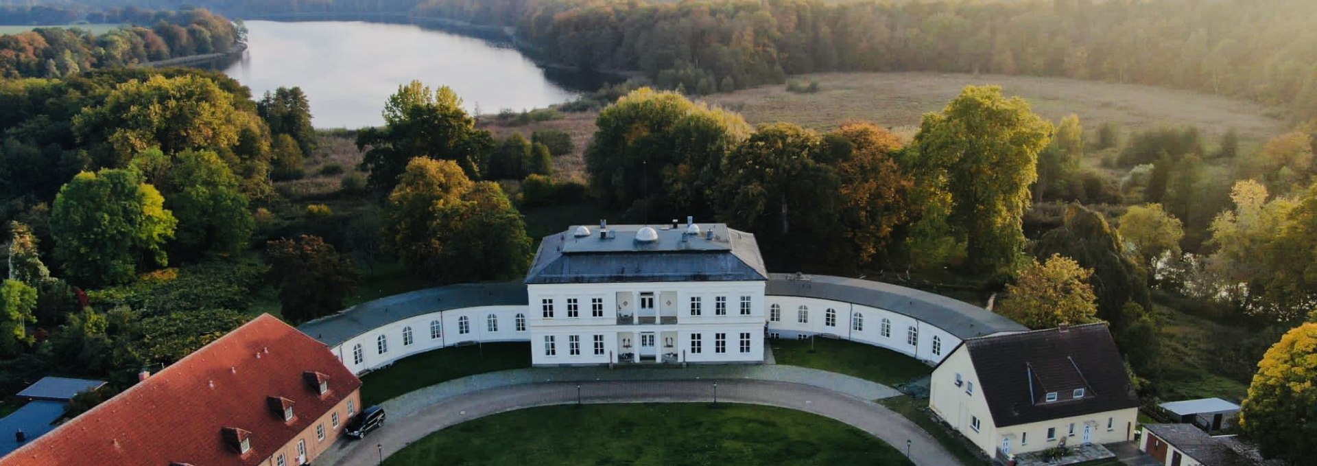 Unique castle complex in Passow, © Manuela Engel-Dahan