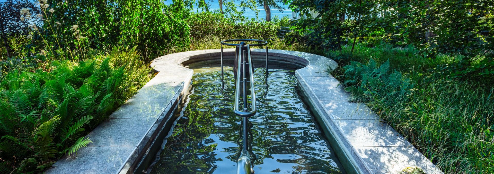 The classic: water treading pool in the Kneipp garden - in Göhren with sea view., © TMV/Tiemann