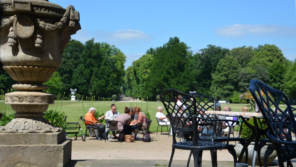 Ludwigslust Palace Cafe View from the terrace into the Ludwigslust Palace Park, © Tourismusverband Mecklenburg-Schwerin