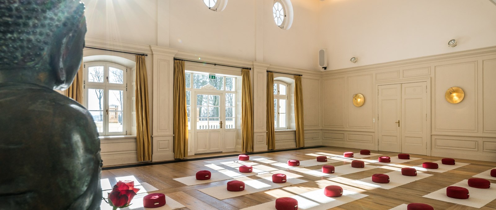 The Great Hall - the heart of the house for meditation & inner work., © Kloster Gut Saunstorf