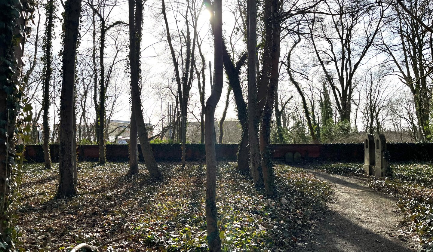 The Jewish Cemetery, © Kultur- und Sportring e.V.